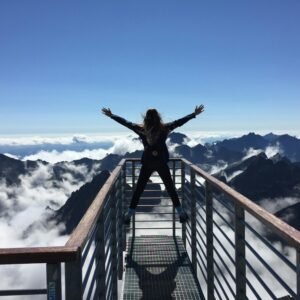 FROM FUMBLING TO FEARLESS – BUILDING CONFIDENCE AS AND ARCHITECT AND INTERIOR DESIGNER